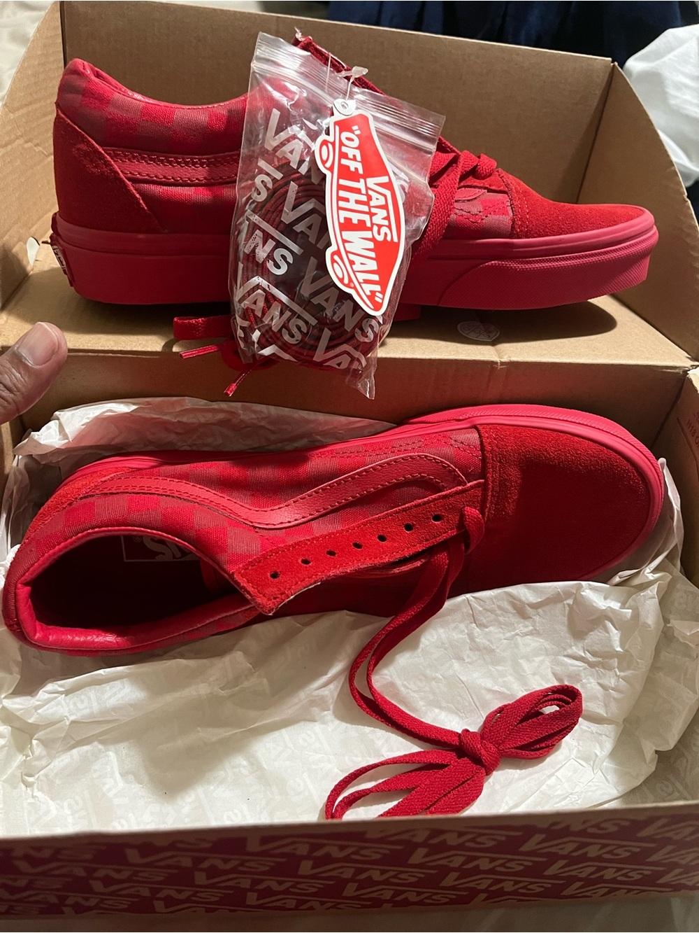 Vans Men’s Classic Low-Top Sneakers — Red